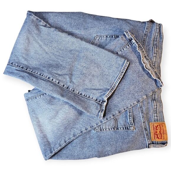 Levi's High Waisted Cropped Flare Leg Jeans Size 18W - Picture 4 of 8